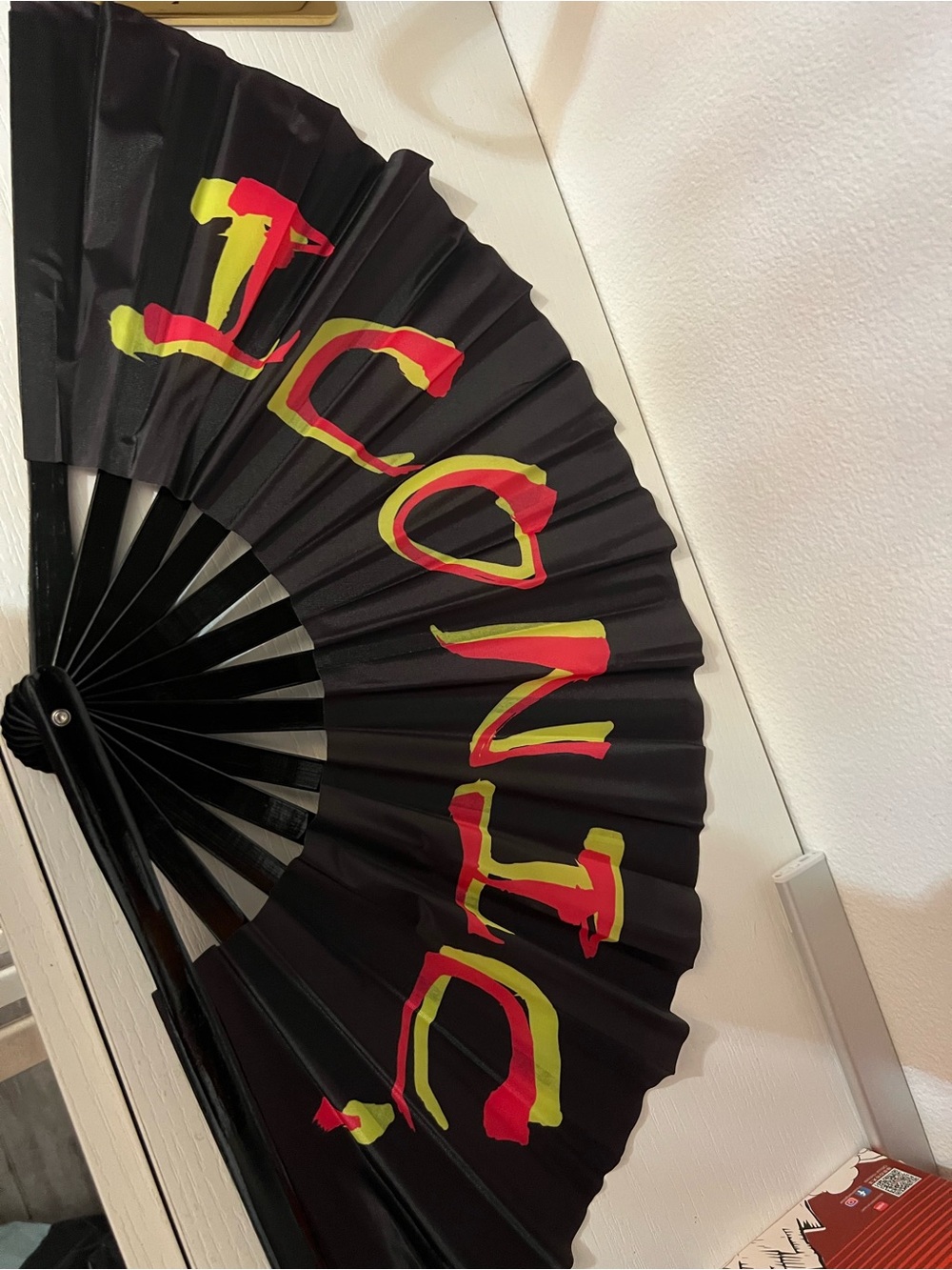 ICONIC clack fan
